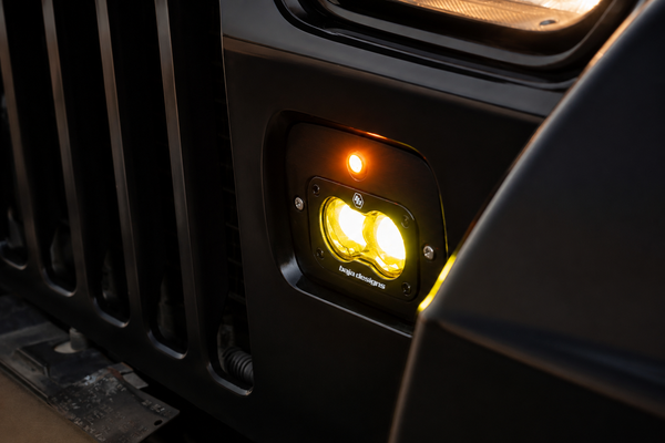 YJ